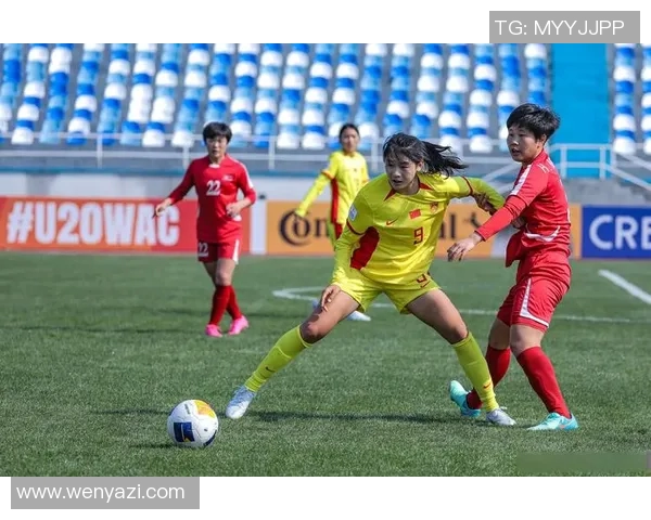 中国女足迎战越南队全力争胜展现女足风采与拼搏精神