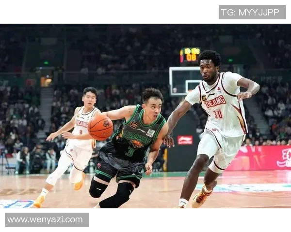 赵继伟：从青涩新星到篮球场上的领袖之路与奋斗故事